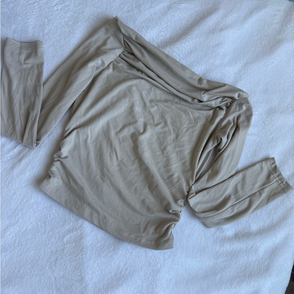 SHEIN Beige Off-Shoulder Top